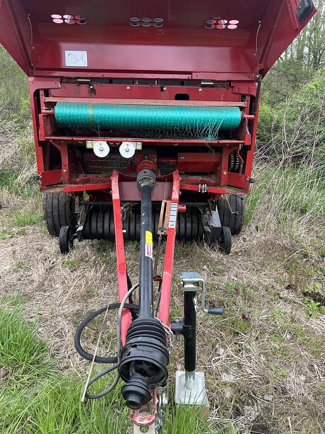 Image of Case IH RB455 equipment image 3