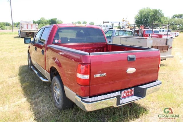 Image of Ford F-150 equipment image 2