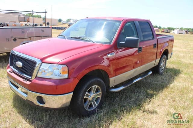 Image of Ford F-150 equipment image 3