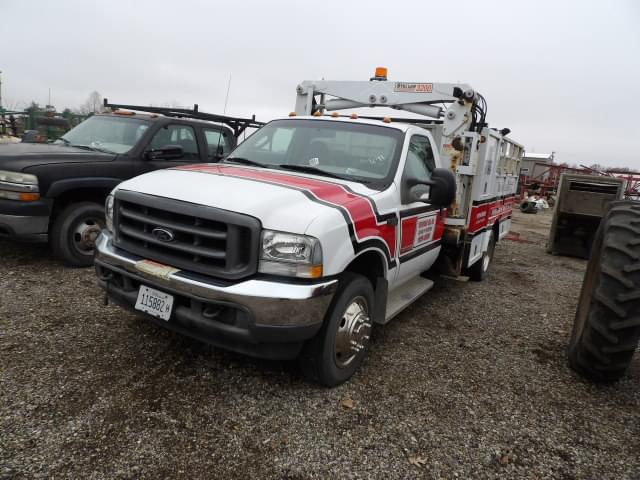 Image of Ford F-550 equipment image 1