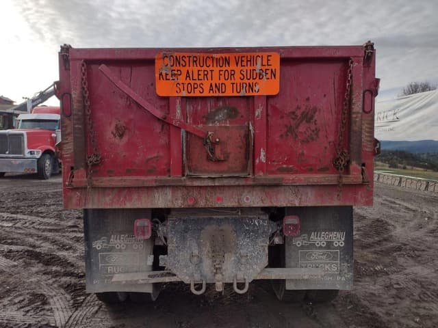 Image of Ford F-650 equipment image 3