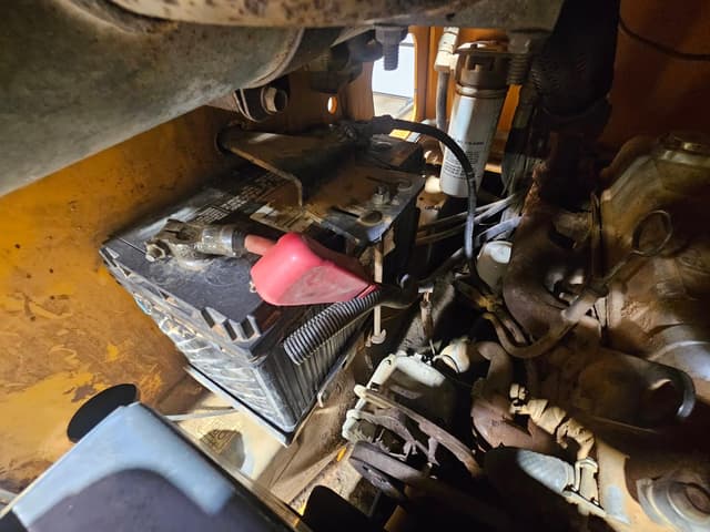 Image of Mustang 2064 equipment image 3