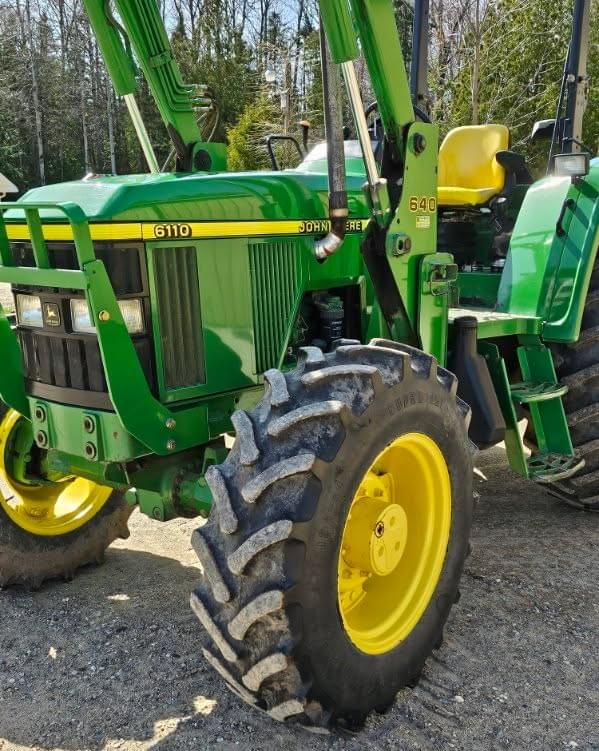 Image of John Deere 6110 equipment image 1