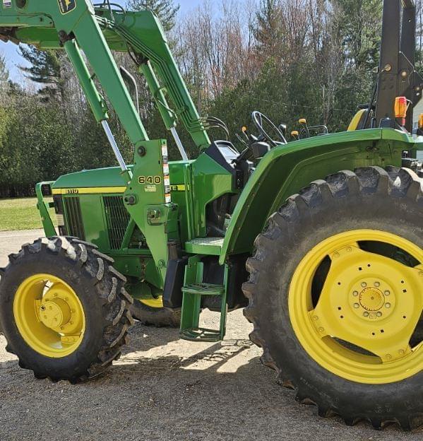 Image of John Deere 6110 equipment image 2
