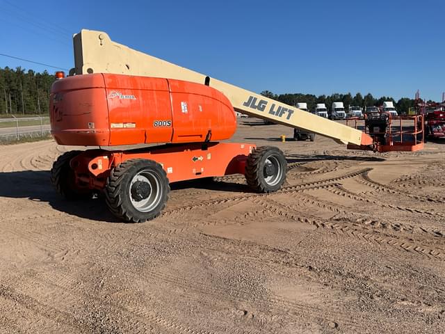 Image of JLG 800S equipment image 4
