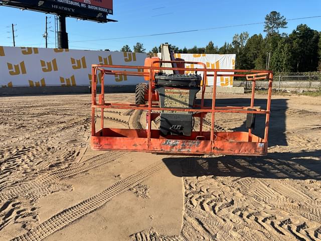 Image of JLG 800S equipment image 1