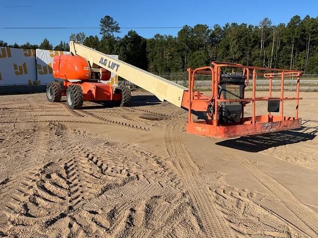 Image of JLG 800S equipment image 2