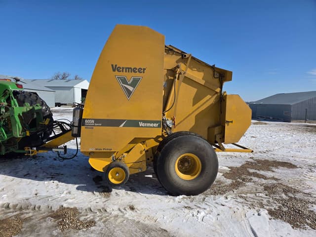 Image of Vermeer 605N Cornstalk Special equipment image 3