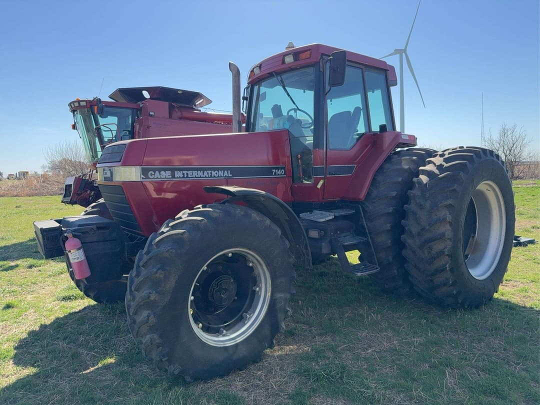 Image of Case IH 7140 Primary image