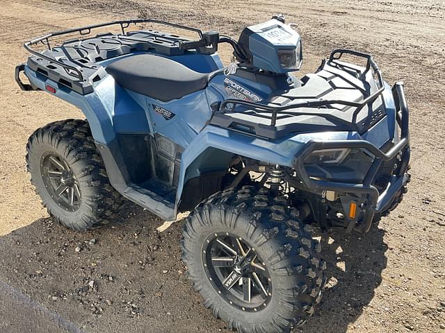 Image of Polaris Sportsman 570 equipment image 2