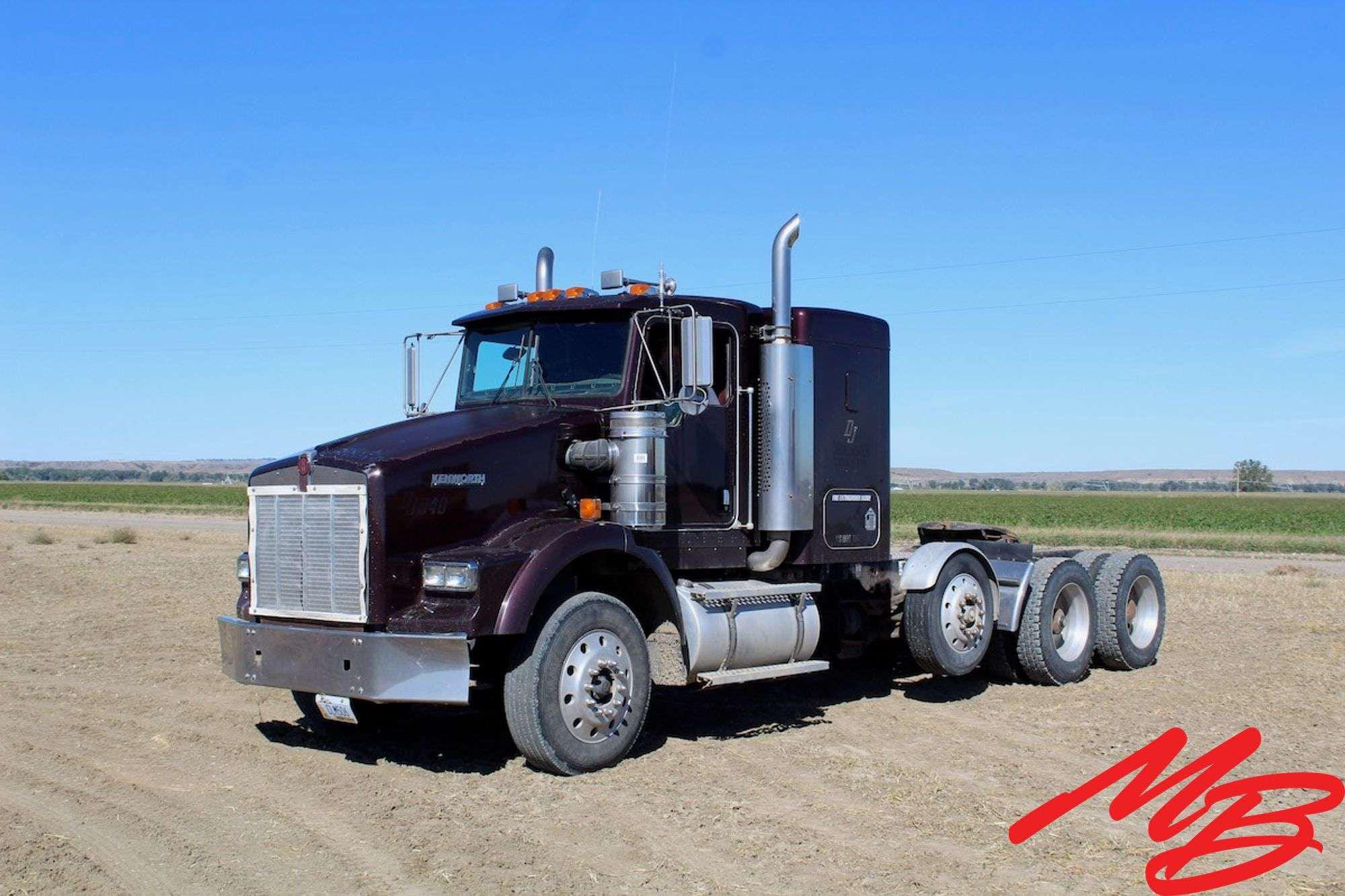 Main image Kenworth T800