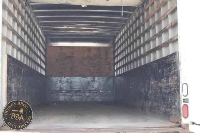 Image of Freightliner Business Class M2 equipment image 2