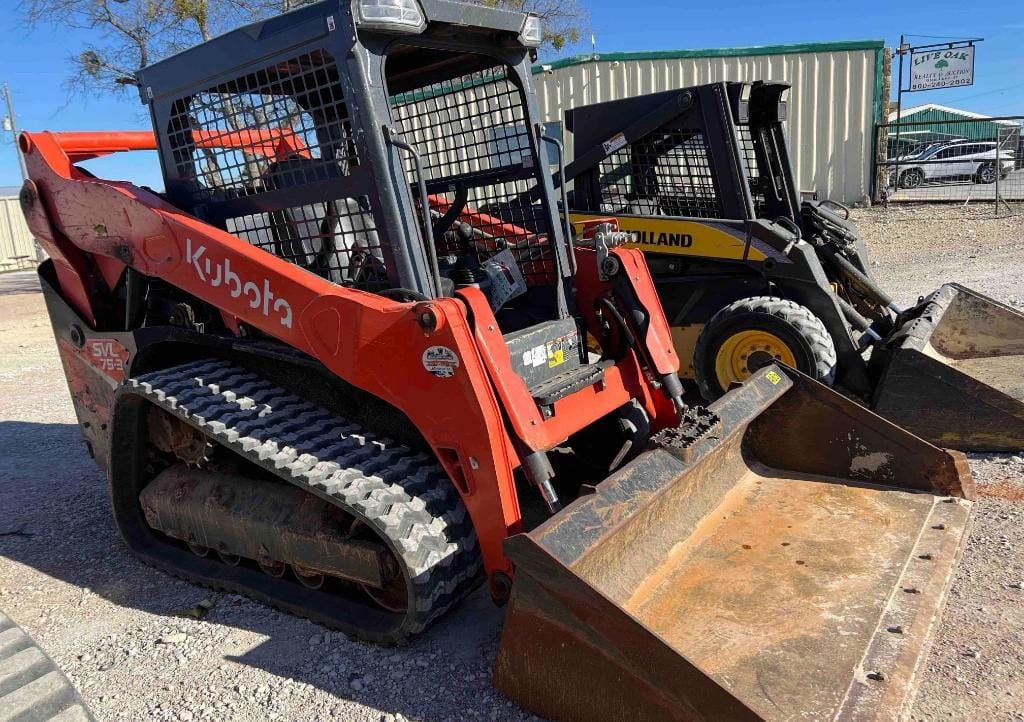 Kubota SVL75-3 Equipment Image0
