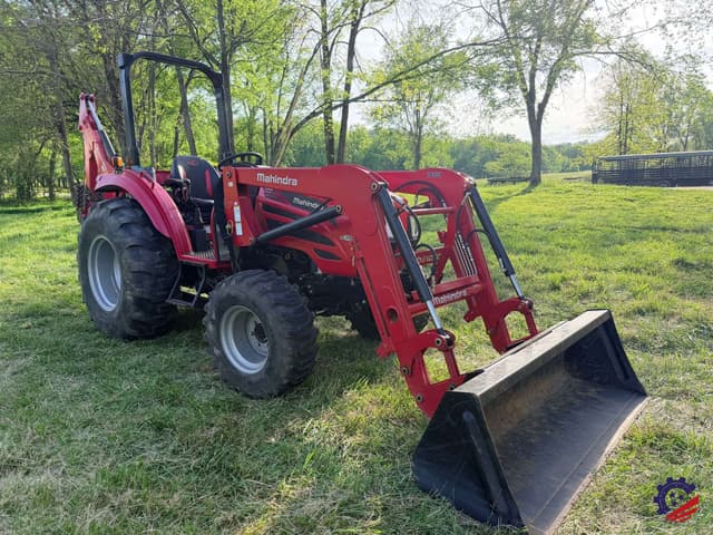 Image of Mahindra 2655 equipment image 4