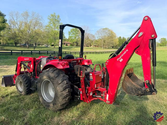 Image of Mahindra 2655 equipment image 2