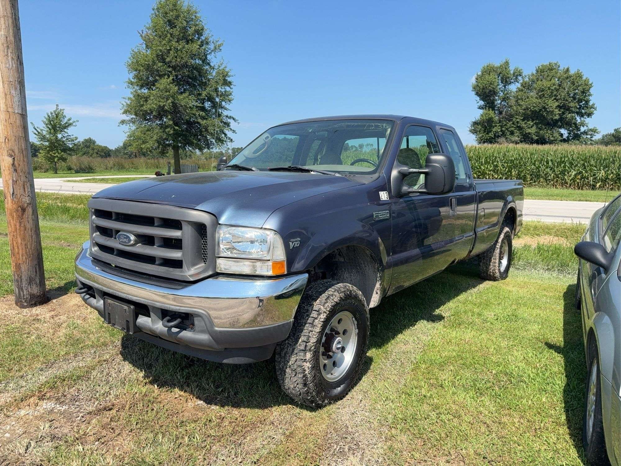 2004 Ford F-250 Equipment Image0