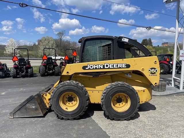 Image of John Deere 260 equipment image 1