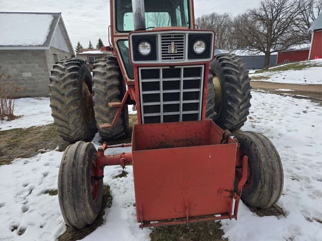 Image of International Harvester 1466 equipment image 2