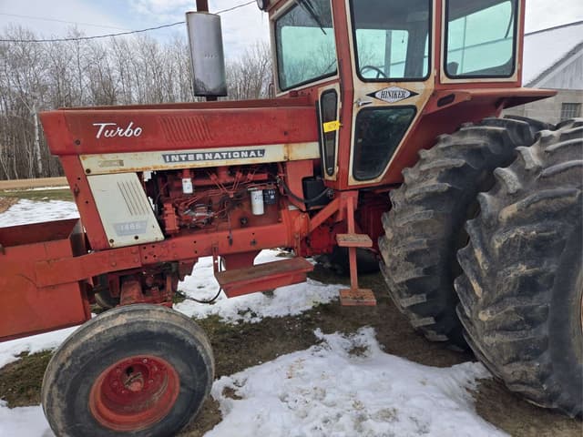 Image of International Harvester 1466 equipment image 1