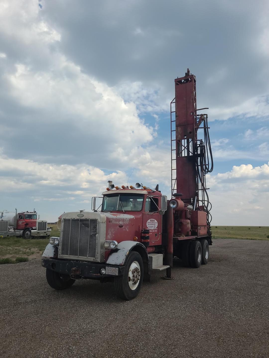 Image of Peterbilt 359 Primary image