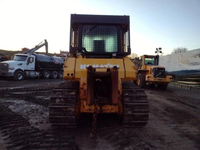 Image of Komatsu D65EX-15 equipment image 3