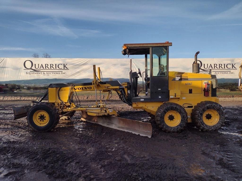 2004 Volvo G86 Equipment Image0