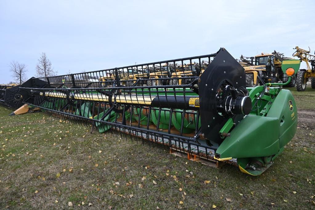 Main image John Deere 630F