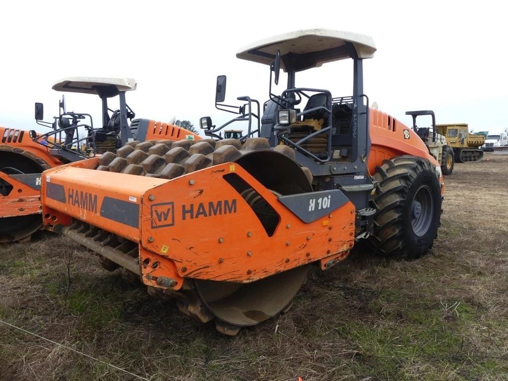 2018 Hamm H10iP Equipment Image0