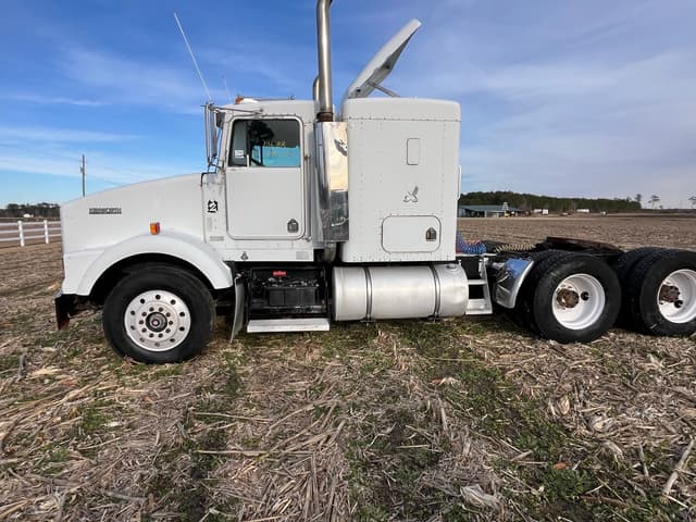 Image of Kenworth T800 equipment image 1