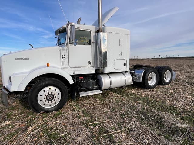 Image of Kenworth T800 equipment image 2