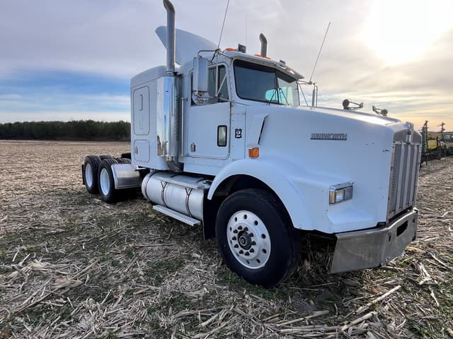 Image of Kenworth T800 equipment image 4