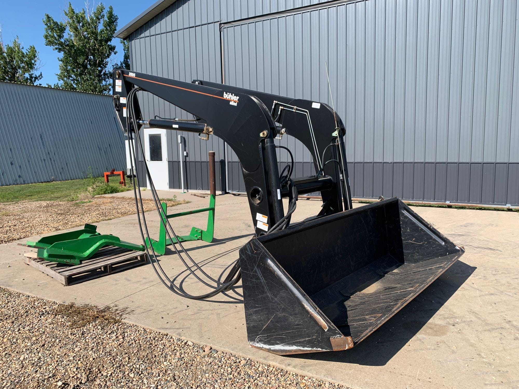 Main image Allied 2895