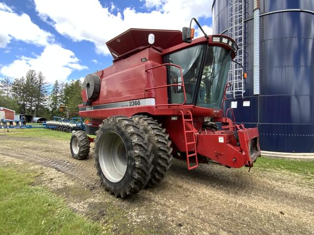Image of Case IH 2366 equipment image 3