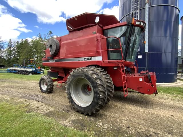 Image of Case IH 2366 equipment image 2