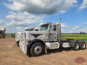 Main image Peterbilt 379