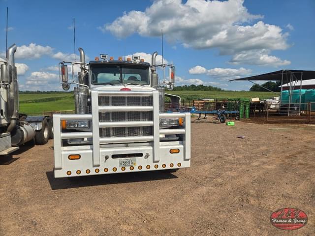 Image of Peterbilt 379 equipment image 3