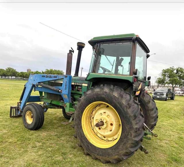 Image of John Deere 4440 equipment image 3