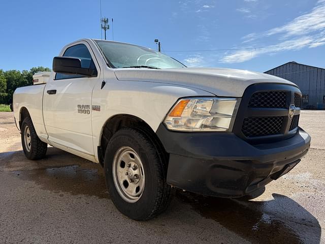 Image of Dodge Ram 1500 equipment image 2