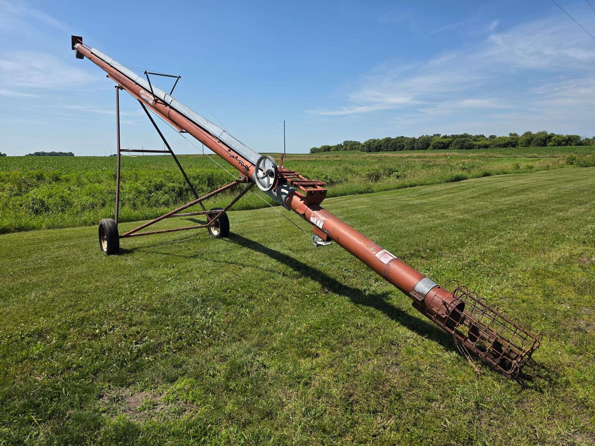 Hutchinson 8x40 Equipment Image0