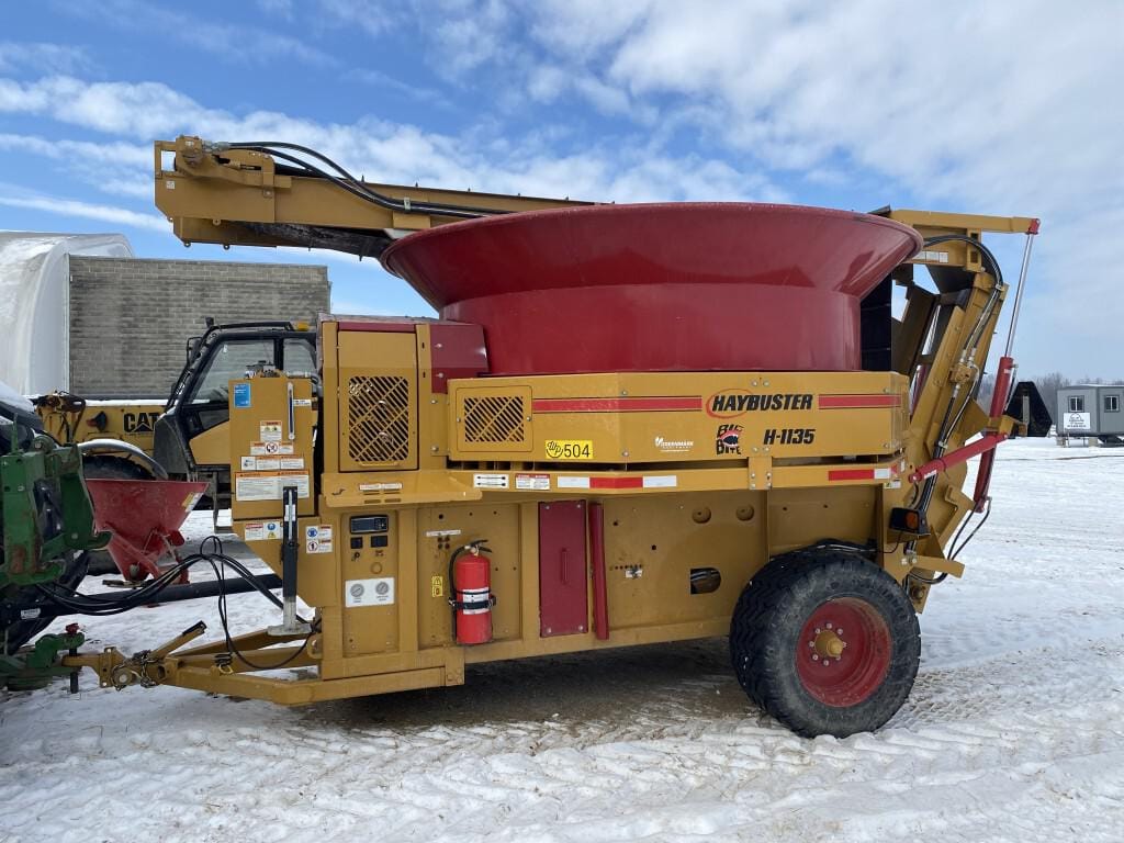 Main image Haybuster H-1135