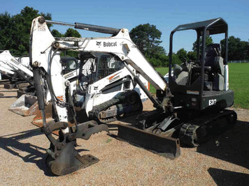 Main image Bobcat E32