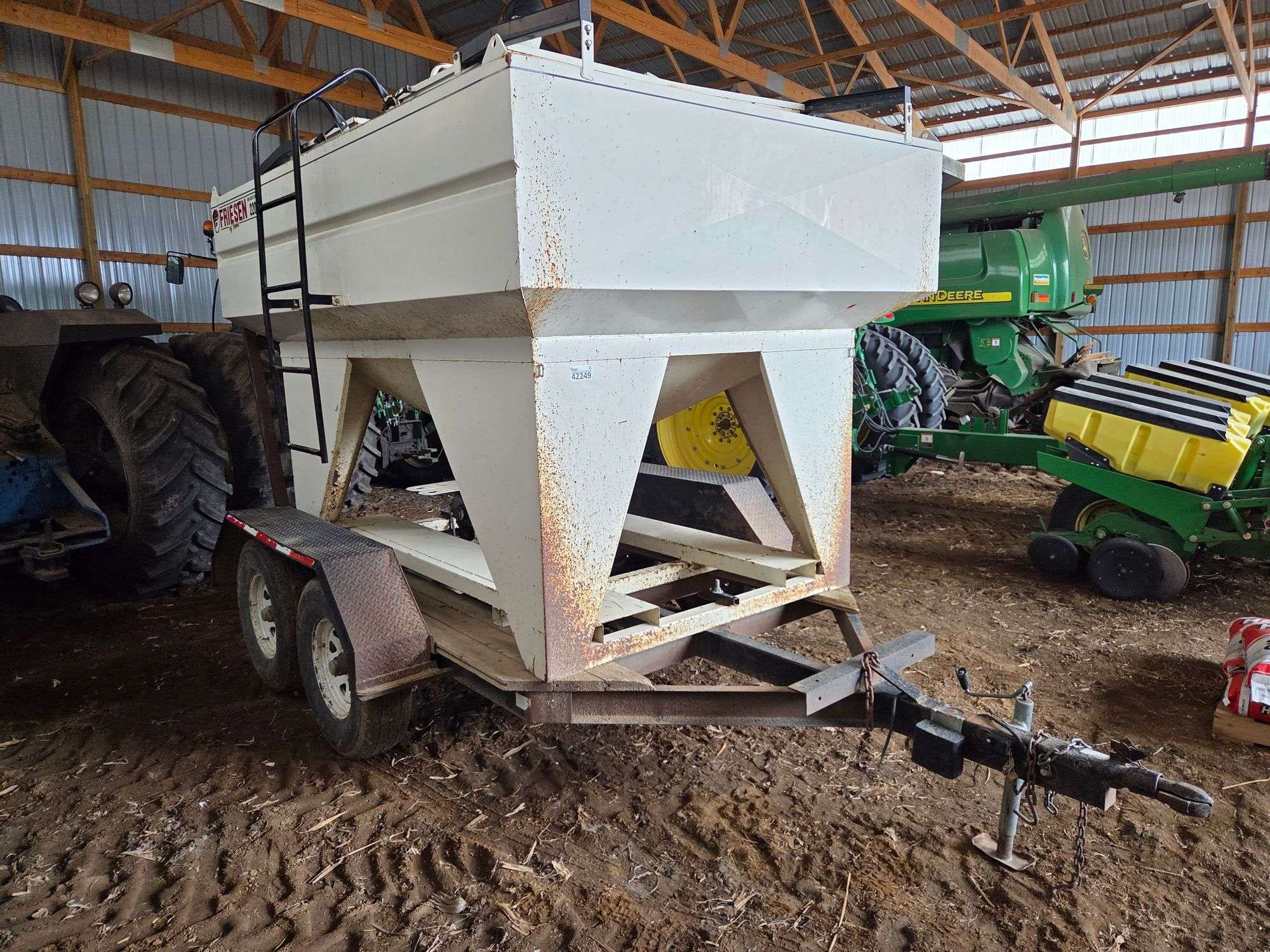 Friesen 220 Equipment Image0