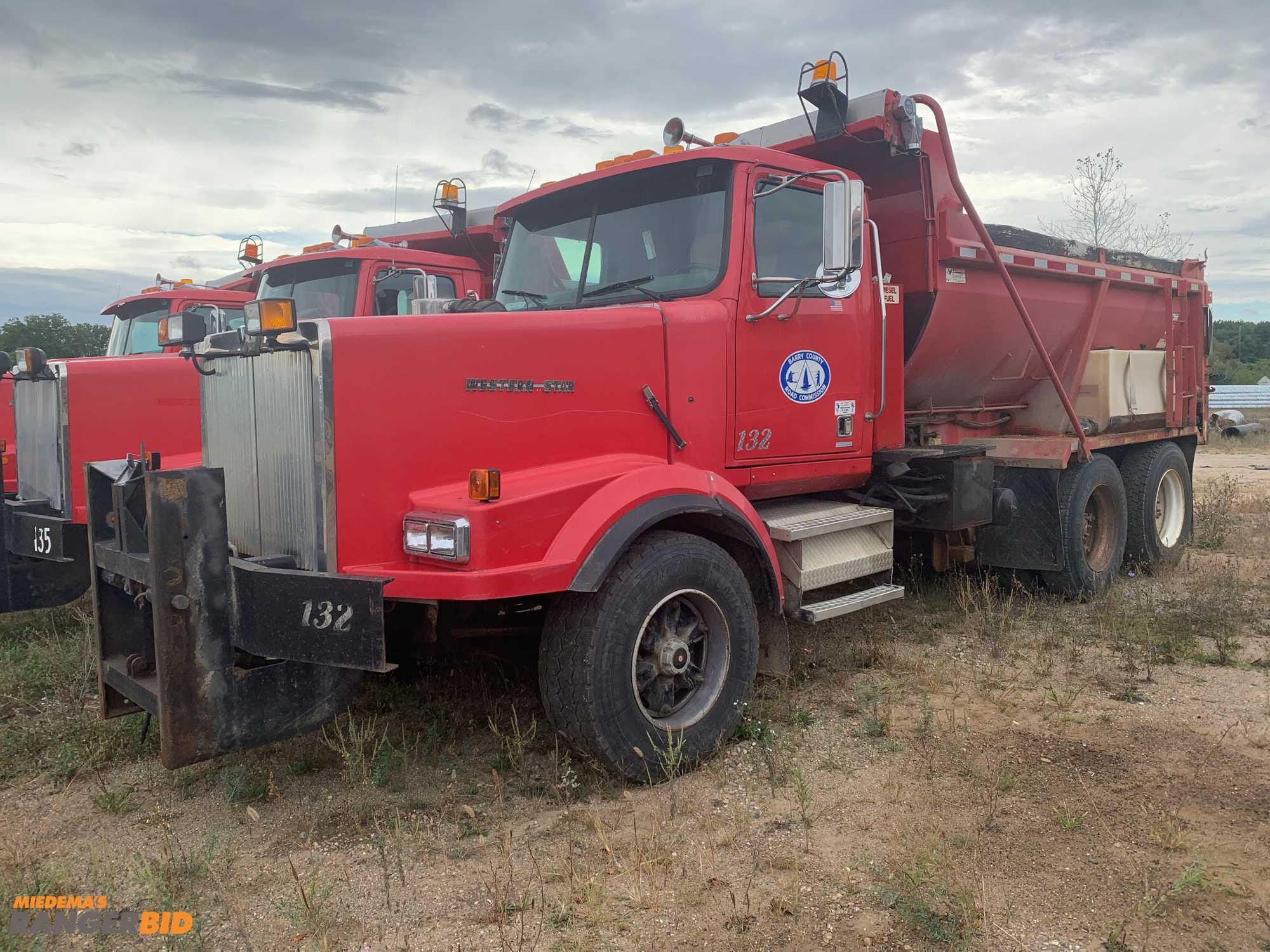 Main image Western Star 4964EX