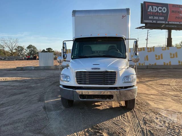 Image of Freightliner M2 equipment image 1