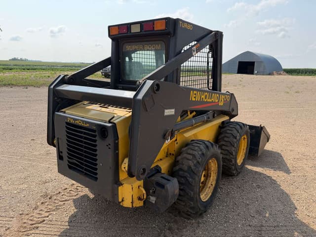 Image of New Holland LS170 equipment image 4