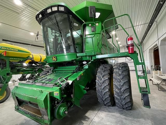 Image of John Deere 9660 equipment image 2