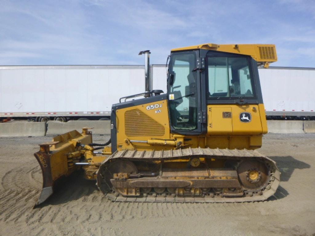 Main image John Deere 650J XLT