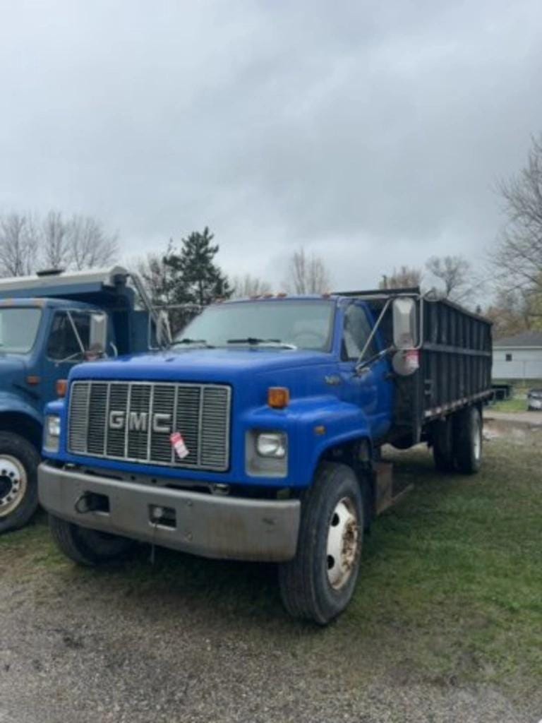 1995 GMC Topkick Equipment Image0