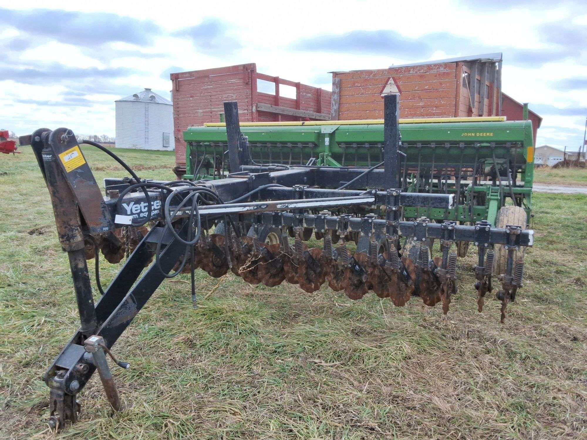 John Deere 515 Equipment Image0
