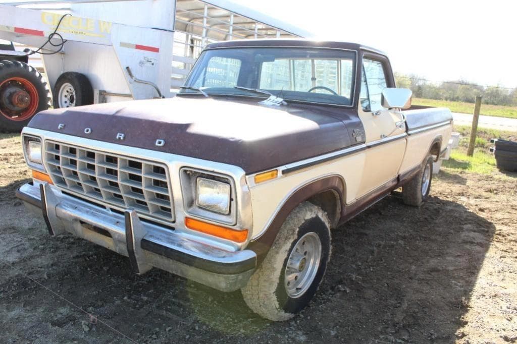 Image of Ford F-150 Primary image